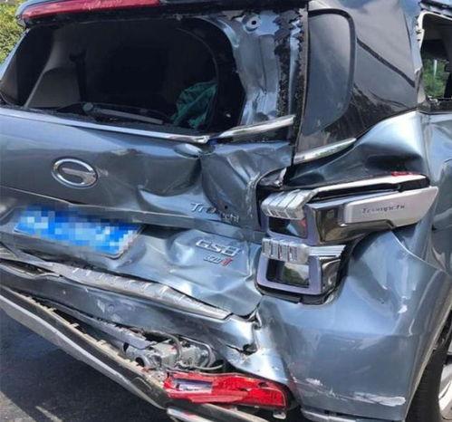 国产车追尾视频大全,事故视频背后的安全警示